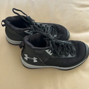 UA Kids Basketball High Tops Size 3Y